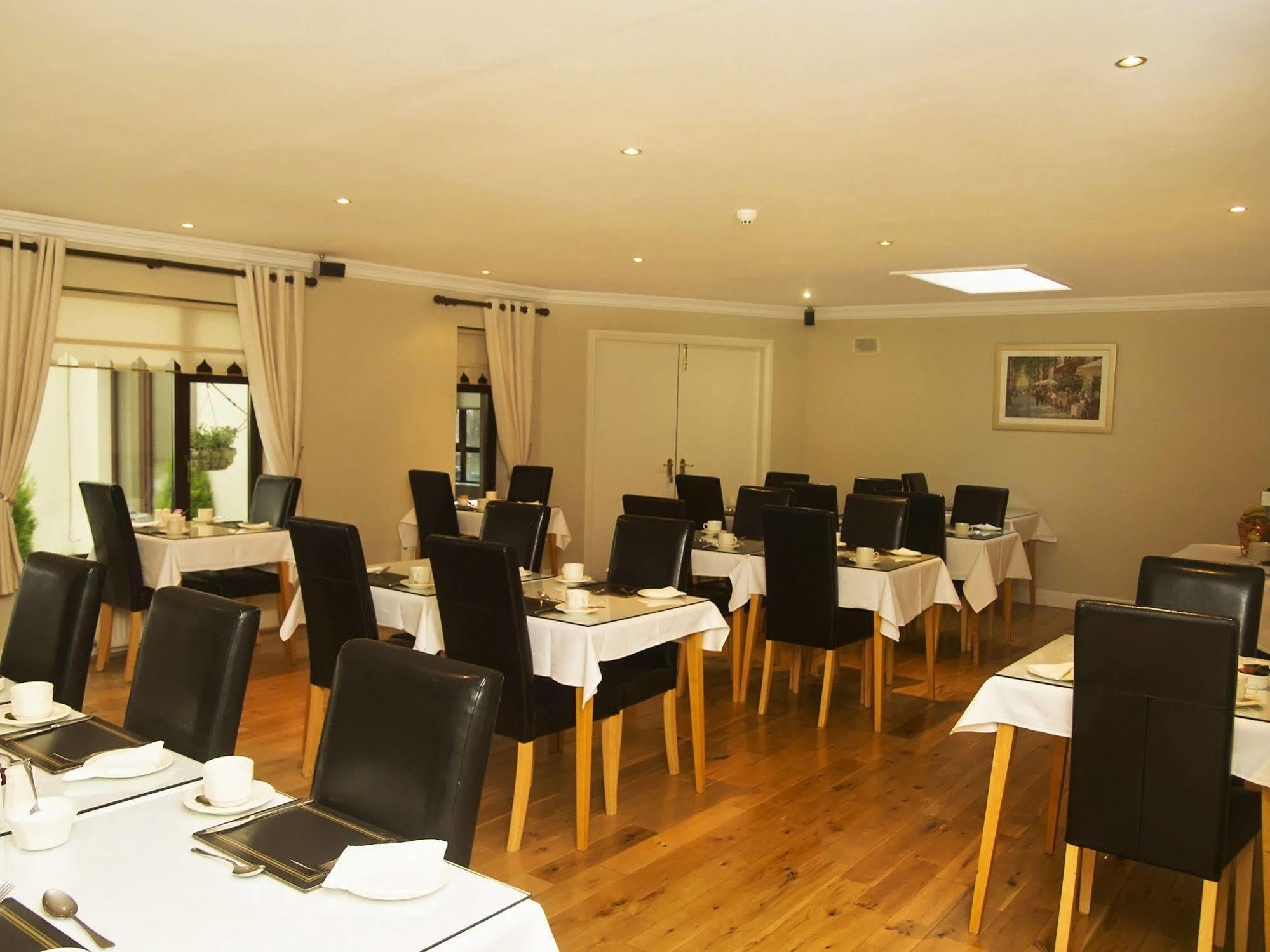 Hillview Self Catering Apartman Lusk Kültér fotó